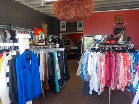 double digits consignment boutique